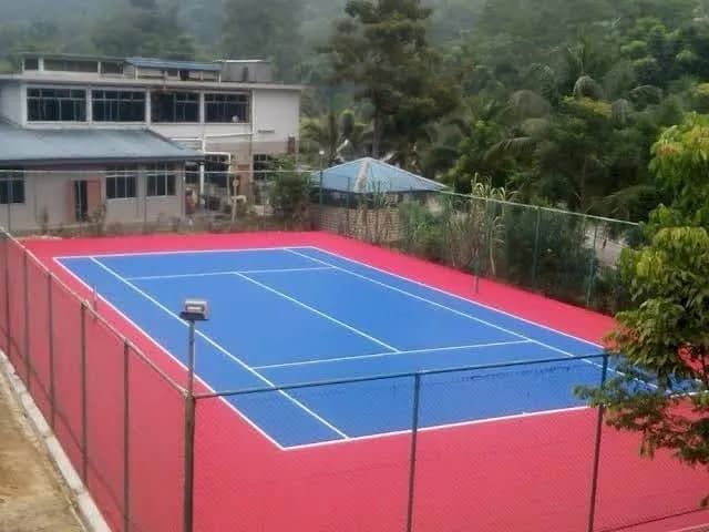 Tennis court installation